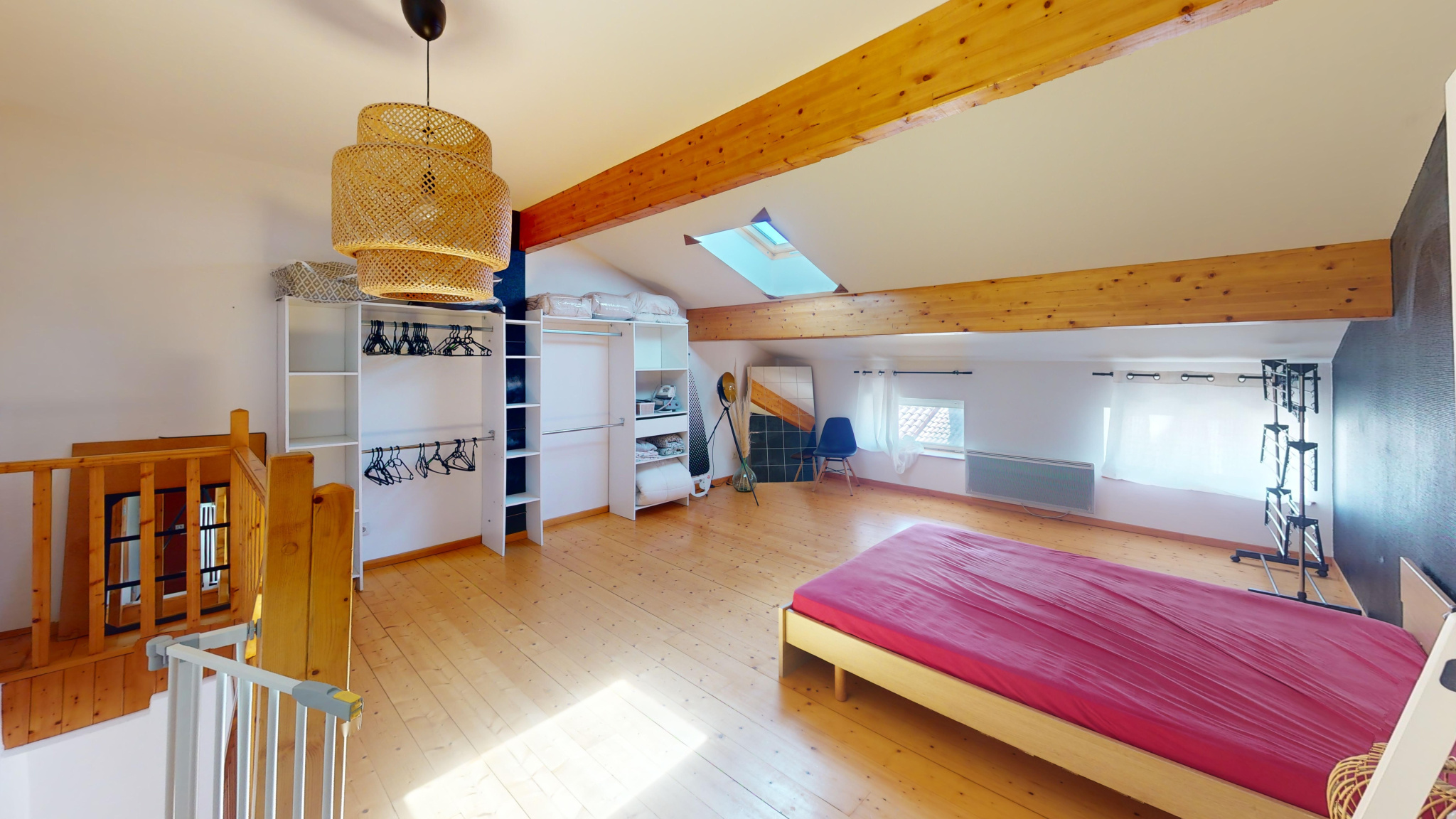 En exclusivité ! Immeuble avec local cial (boulangerie) , un
